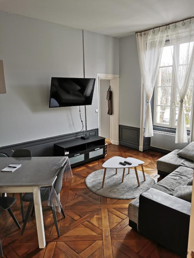 appartement avec vue sur cathédrale classé de tourisme 3 étoiles Bayeux Esterno foto